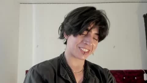 Snapshot of angel_miguel_ chatting on 06-20-26, 09:28 Angel Scott online show from 06-20-26, 09:28