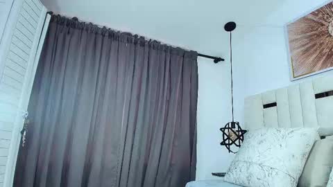 Nicolle  online show from 10-31-25, 11:22