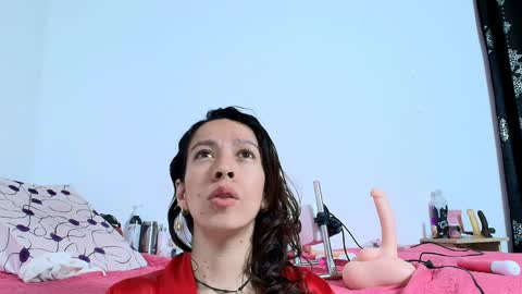Snapshot of angel_red77 chatting on 01-11-25, 11:46 angel red77 online show from 01-11-25, 11:46
