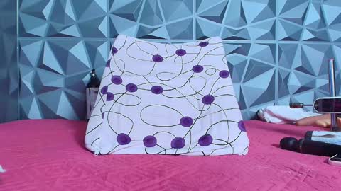 angel red77 online show from 10-30-25, 07:58