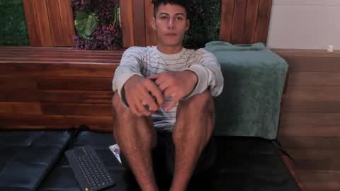 Angel  online show from 05-04-26, 12:01