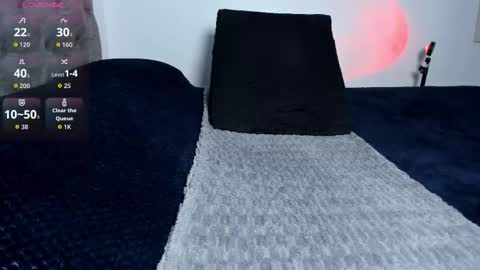 Snapshot of angel_sunshine chatting on 12-17-25, 07:36 Angel online show from 12-17-25, 07:36