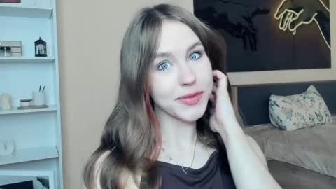 SofiaSofi online show from 05-25-26, 07:36