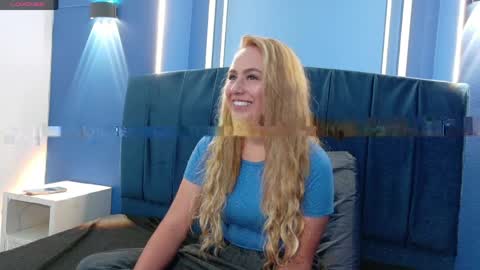 Angel online show from 04-23-26, 02:08