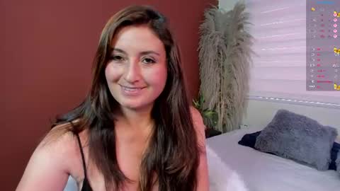 Snapshot of angela_fiory chatting on 06-11-26, 07:45 Ange online show from 06-11-26, 07:45