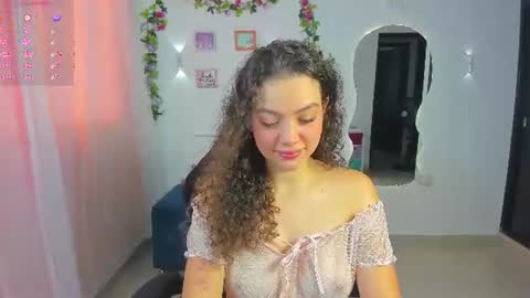 Snapshot of angela_hank2_ chatting on 07-23-26, 12:58 ANGELA online show from 07-23-26, 12:58