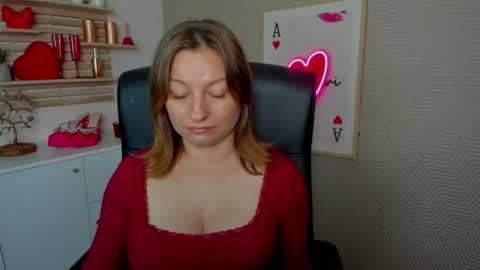 Snapshot of angela_samt chatting on 06-16-26, 05:32 Angela online show from 06-16-26, 05:32