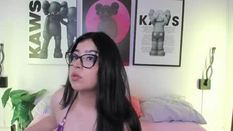 Angela  online show from 05-11-26, 10:51