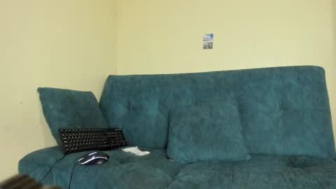 Snapshot of angela_suaza chatting on 02-27-25, 04:52 Angela online show from 02-27-25, 04:52