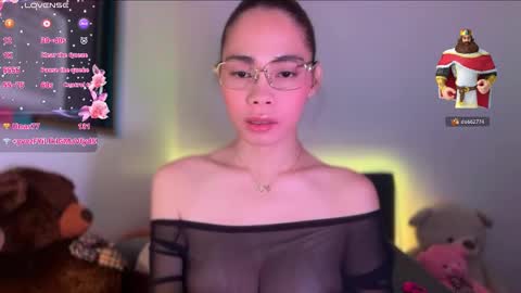 Snapshot of angelabigcock10 chatting on 02-09-26, 11:25 Jamie online show from 02-09-26, 11:25