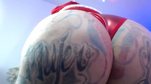 Angela Cianuro online show from 12-21-24, 01:47