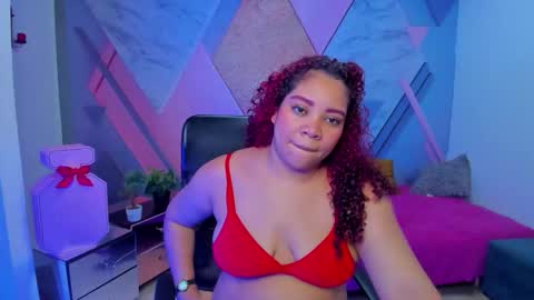 Snapshot of angelacoffee chatting on 11-09-25, 01:04 Angela online show from 11-09-25, 01:04