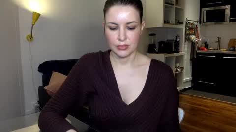 Snapshot of angeladarkk chatting on 12-26-24, 07:16 Angela online show from 12-26-24, 07:16