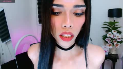 SENORITA online show from 09-25-25, 01:26