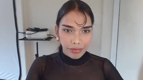 SENORITA online show from 06-04-26, 04:51
