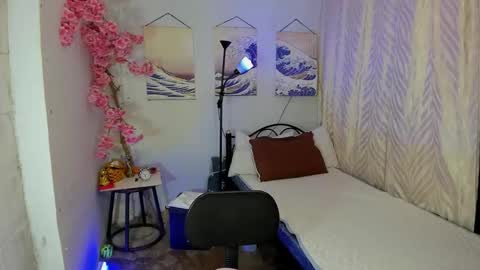 Snapshot of angelamorena chatting on 11-20-25, 10:09 angelamorena online show from 11-20-25, 10:09