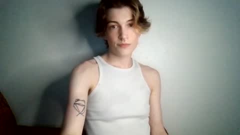 Snapshot of angelbabysaint chatting on 07-27-26, 03:24 Saint online show from 07-27-26, 03:24