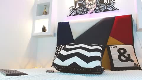 Angel online show from 01-24-25, 04:48