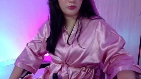 Snapshot of angeldusttt5 chatting on 03-01-26, 08:11 Valentina online show from 03-01-26, 08:11