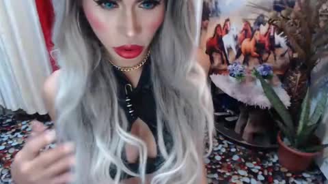 DIVINE ANGEL online show from 02-22-25, 01:11