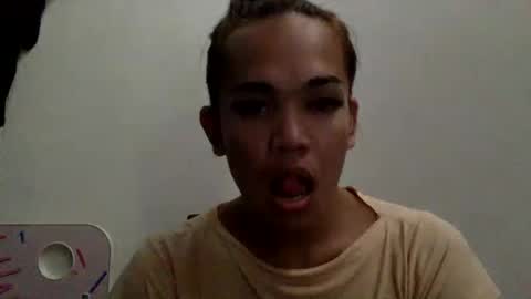 Snapshot of angelic_slutxx chatting on 12-30-24, 04:09 Yhanna online show from 12-30-24, 04:09