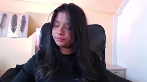 Snapshot of angelica_bss chatting on 01-15-25, 02:13 Angelica bss online show from 01-15-25, 02:13