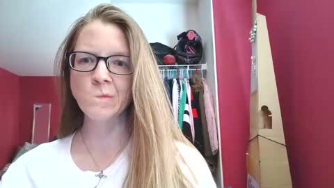 AngelicAngel online show from 04-28-26, 08:47