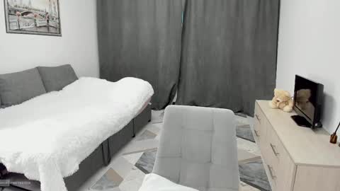 Snapshot of angelicaquiet1 chatting on 05-28-26, 06:49 Angelica online show from 05-28-26, 06:49