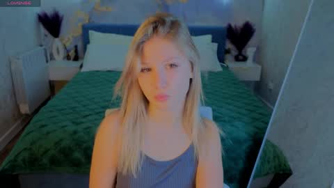 Angelina online show from 05-19-26, 01:00