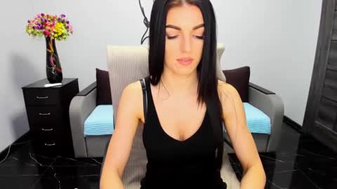 Snapshot of angelina_clark chatting on 01-15-25, 12:36 Angelina online show from 01-15-25, 12:36