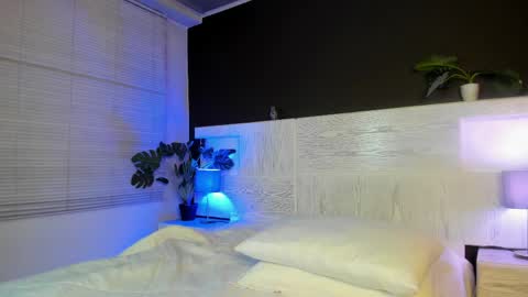 Snapshot of angelina_hilton chatting on 06-01-26, 11:34 angelina_hilton online show from 06-01-26, 11:34
