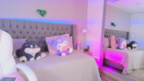 Snapshot of angelina_honey_ chatting on 05-24-26, 04:06 Angelina Honey online show from 05-24-26, 04:06