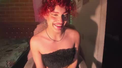 Angelina Rouse  online show from 12-31-24, 09:42