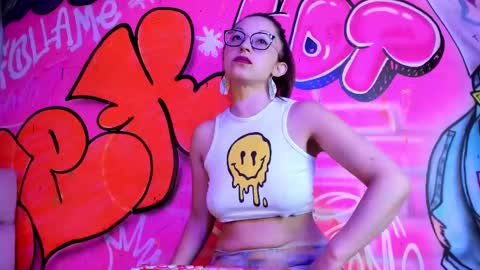 Snapshot of angelinablanc_ chatting on 09-10-25, 12:16 ANGELINA online show from 09-10-25, 12:16