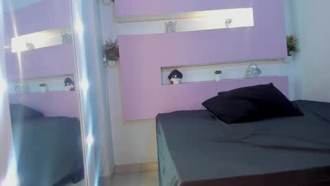 Snapshot of angelinablanc_ chatting on 01-06-26, 11:47 ANGELINA online show from 01-06-26, 11:47