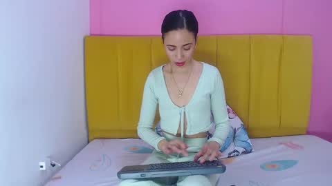 Snapshot of angelinabrookcm101 chatting on 12-08-24, 10:03 Angelina Brook online show from 12-08-24, 10:03