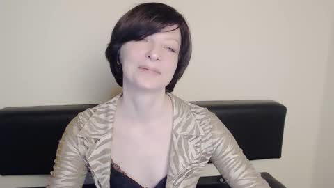 Angelina online show from 02-08-25, 07:37