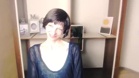 Angelina online show from 09-10-25, 05:51