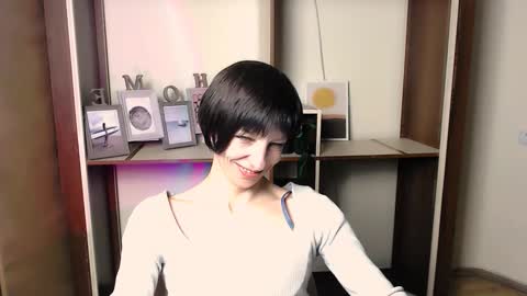 Angelina online show from 11-08-25, 07:52