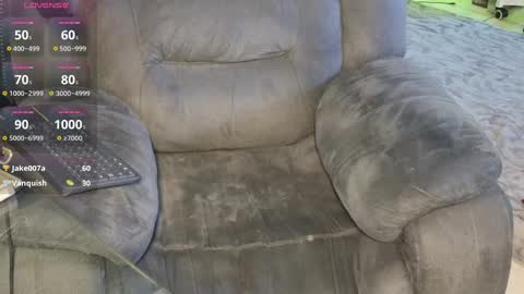 Snapshot of angelinasia chatting on 02-26-25, 02:04 Angel online show from 02-26-25, 02:04