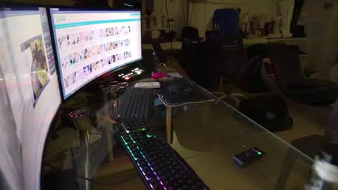 Snapshot of angelinasia chatting on 09-23-25, 03:26 Angel online show from 09-23-25, 03:26