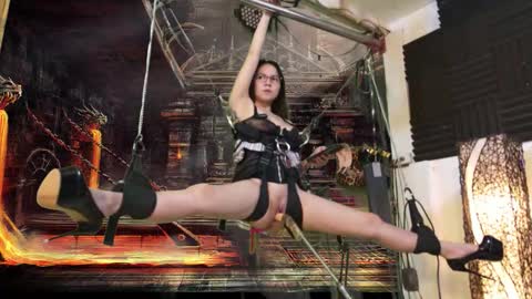 Snapshot of angelinasia chatting on 11-07-25, 03:28 Angel online show from 11-07-25, 03:28