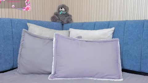 angeline online show from 09-25-25, 12:09