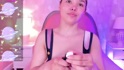 Snapshot of angeline__cute chatting on 07-11-26, 12:08 angeline online show from 07-11-26, 12:08