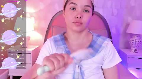 Snapshot of angeline__cute chatting on 07-14-26, 12:22 angeline online show from 07-14-26, 12:22