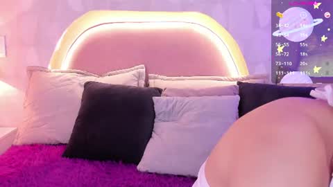 Snapshot of angeline__cute chatting on 07-24-26, 12:25 angeline online show from 07-24-26, 12:25