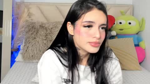 Angeline Smith  online show from 03-09-25, 01:46