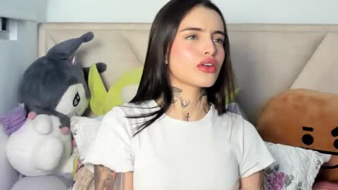 Angeline Smith  online show from 09-28-25, 01:00