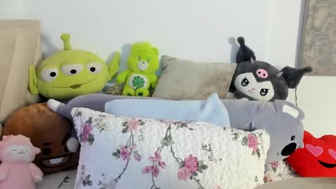 Angeline Smith  online show from 10-05-25, 02:21