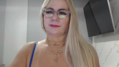 angelinna_12 online show from 07-06-26, 04:31